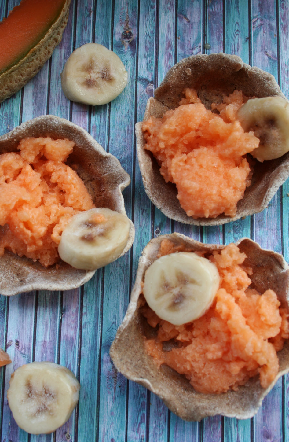 Gelato al melone, con coppetta commestibile